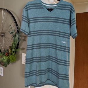 Billabong mens slim fit v-neck tshirt